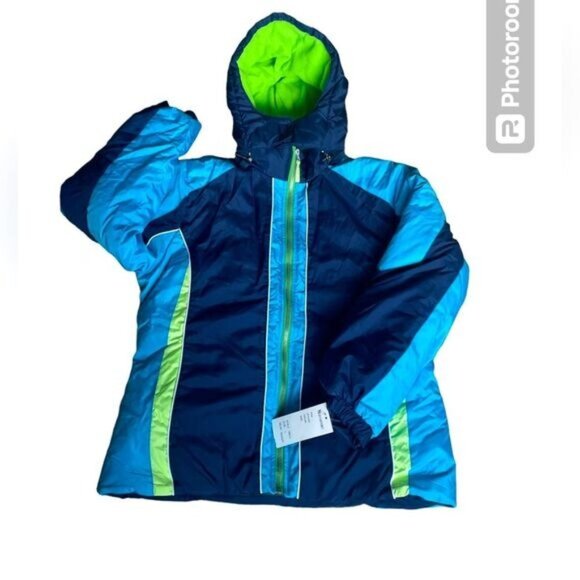 NWT Northpoint Authentic Apparel Puffer Jacket – Youth Large Unisex